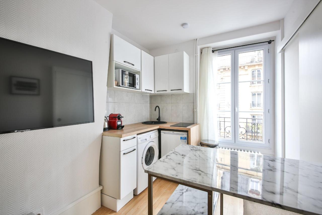 33#studio 2pers#sevres-lecourbe#necker Appartement Parijs